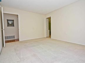1361 Singingwood Ct 7, Walnut Creek CA 94595