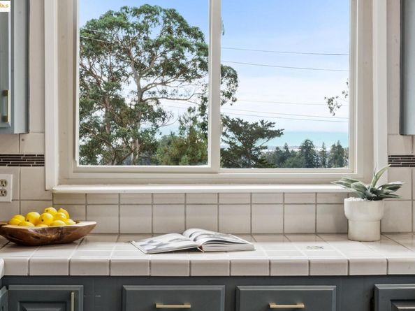 5690 Chelton Drive, Oakland CA 94611