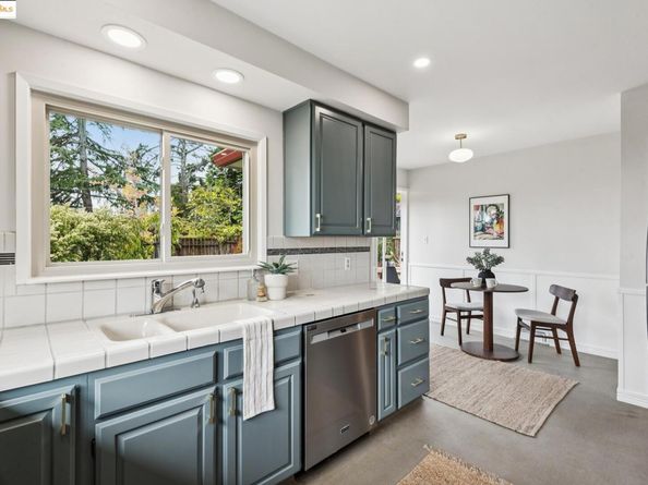 5690 Chelton Drive, Oakland CA 94611