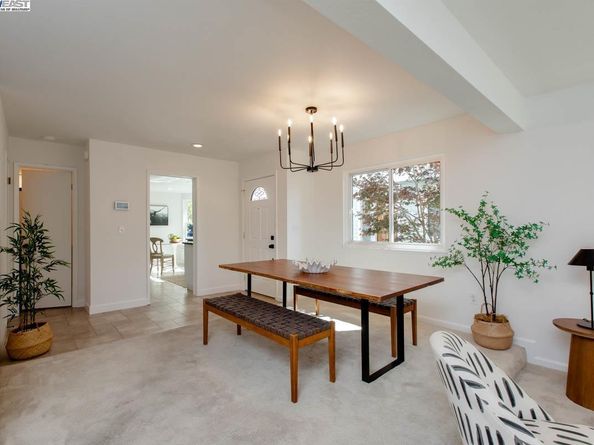 158 Oak Park Dr, Alameda CA 94502