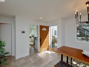 158 Oak Park Dr, Alameda CA 94502