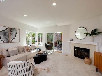 158 Oak Park Dr