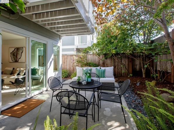 158 Oak Park Dr, Alameda CA 94502