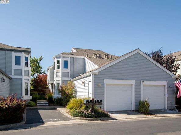 158 Oak Park Dr, Alameda CA 94502