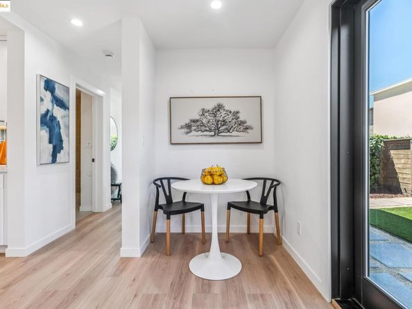 739 61st St, Oakland CA 94609