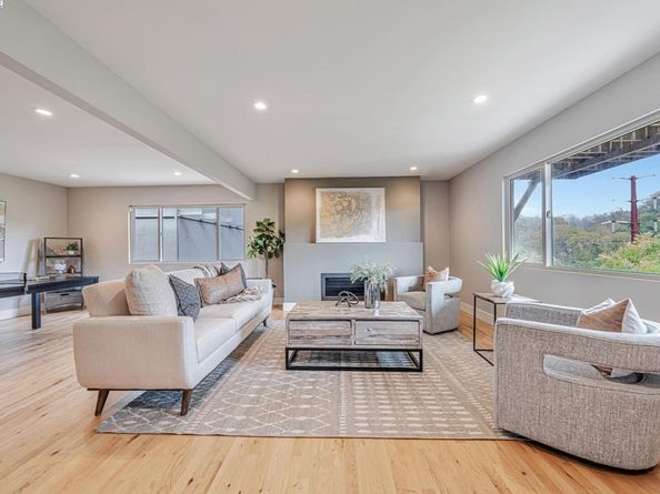 2066 Drake Drive, Oakland CA 94611