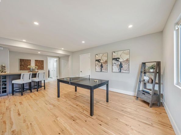 2066 Drake Drive, Oakland CA 94611