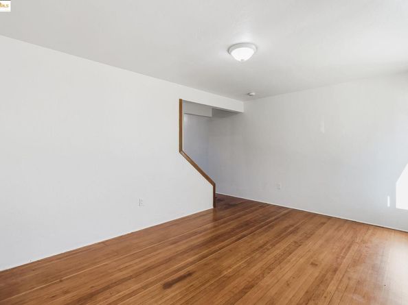 109 Cypress St. C, Alameda CA 94501