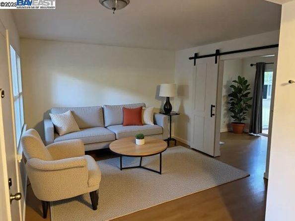 884 Camelback Pl, Pleasant Hill CA 94523