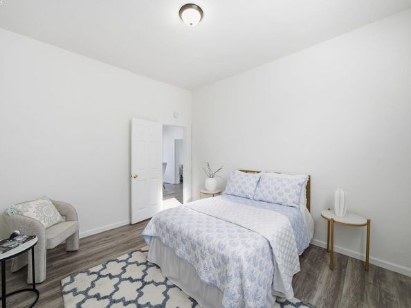 3237 Linden St, Oakland CA 94608