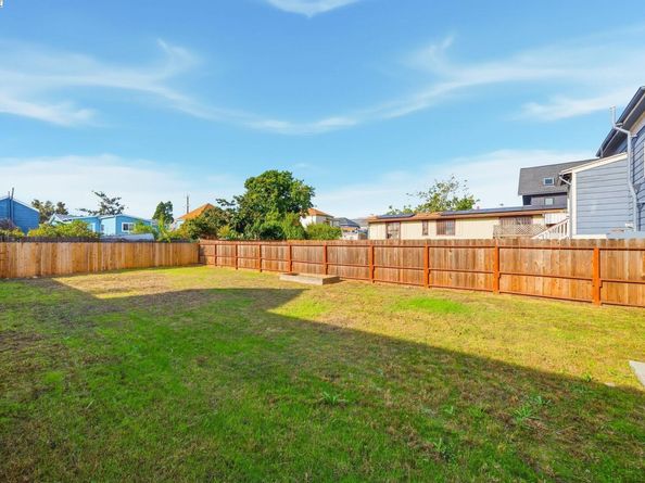 3237 Linden St, Oakland CA 94608