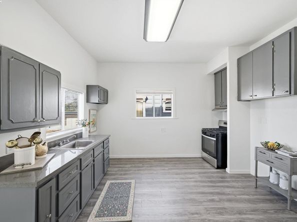 3237 Linden St, Oakland CA 94608