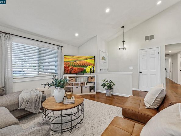 3716 Mesa Vista Dr, San Ramon CA 94583