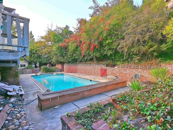 3160 Walnut Blvd, Walnut Creek CA 94597