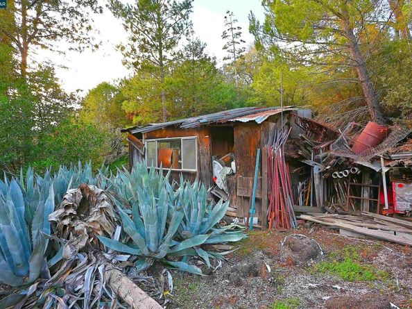 3160 Walnut Blvd, Walnut Creek CA 94597