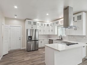 842 E 17th St, Oakland CA 94606