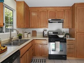 5506 Alaska Dr, Concord CA 94521