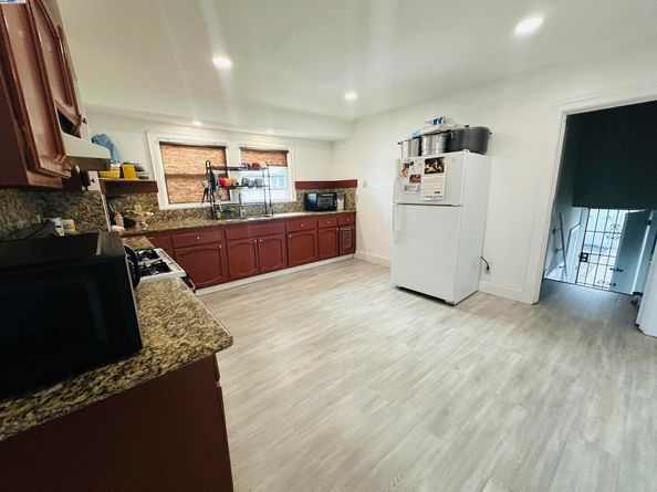 1301 60Th Ave, Oakland CA 94621