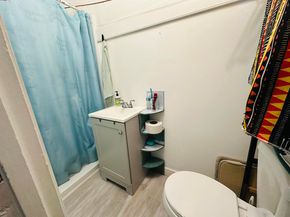 1301 60Th Ave, Oakland CA 94621