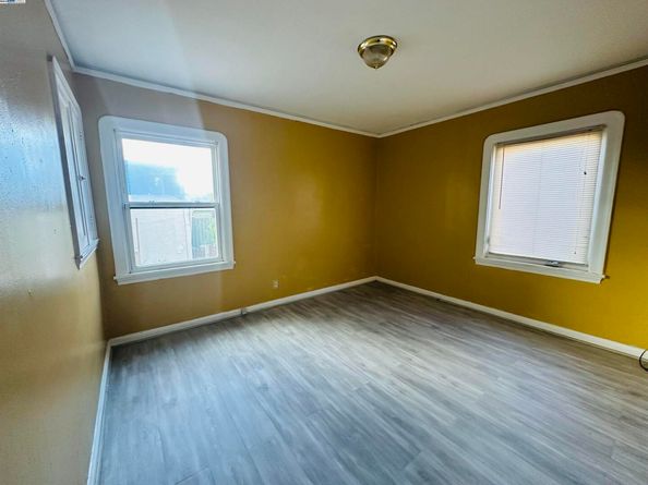 1301 60Th Ave, Oakland CA 94621