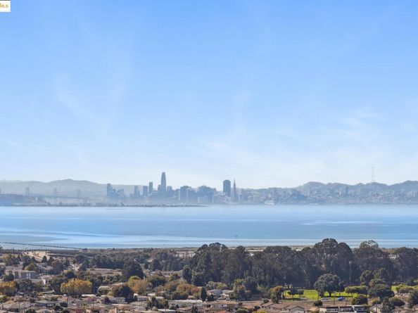 2063 Tapscott Ave., El Cerrito CA 94530