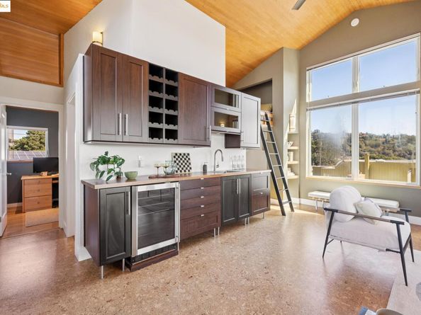 2063 Tapscott Ave., El Cerrito CA 94530