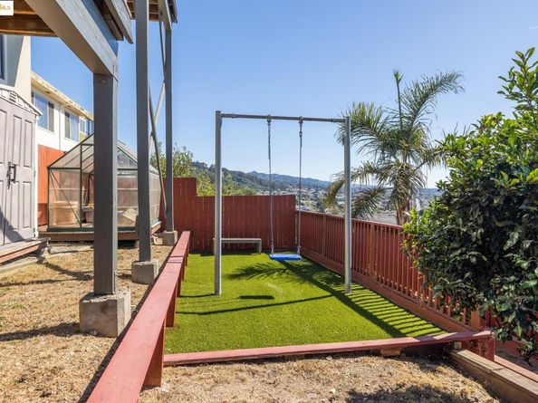 2063 Tapscott Ave., El Cerrito CA 94530