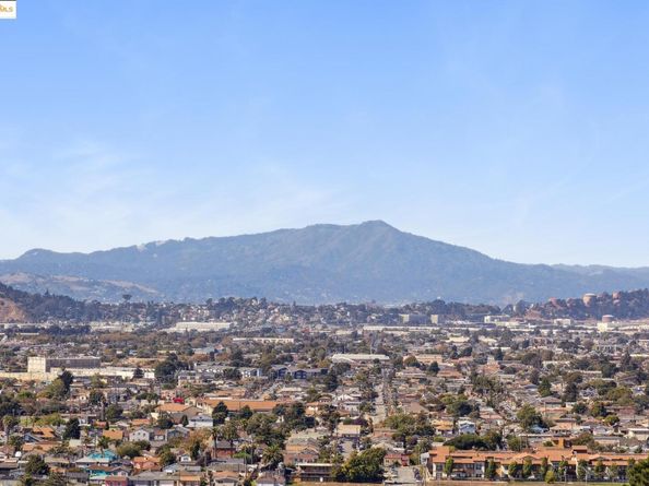 2063 Tapscott Ave., El Cerrito CA 94530