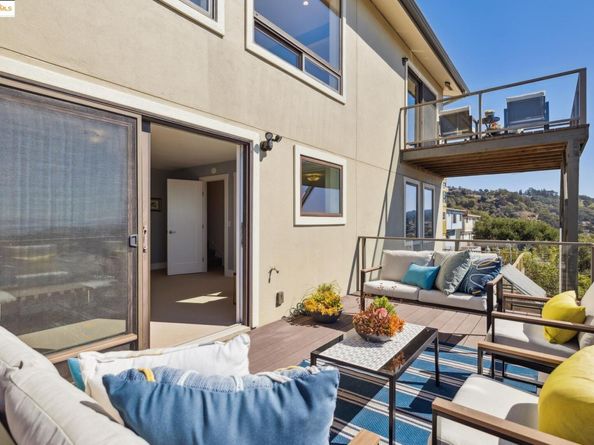 2063 Tapscott Ave., El Cerrito CA 94530