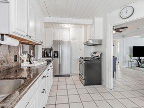 22857 Fuller Ave, Hayward CA 94541