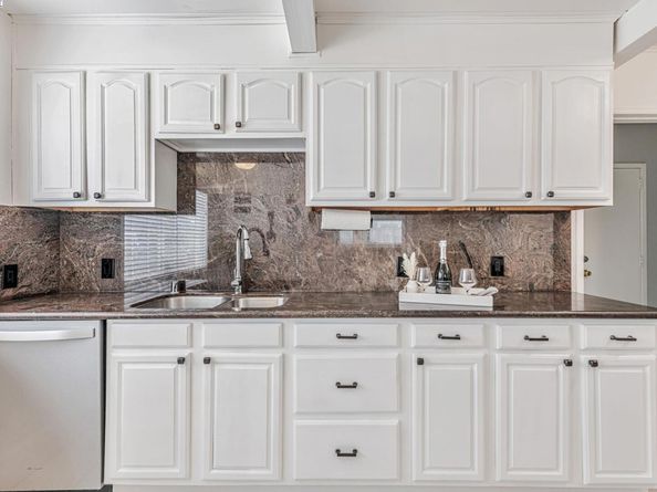 22857 Fuller Ave, Hayward CA 94541