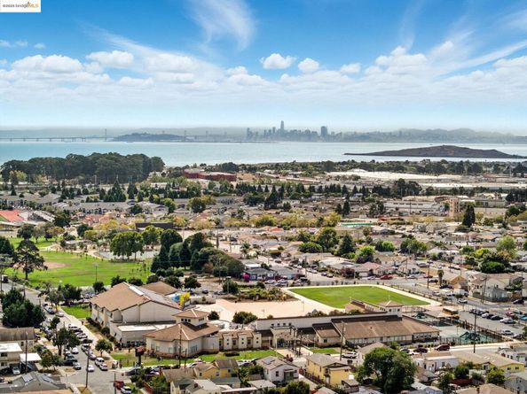 420 S 38Th St, Richmond CA 94804