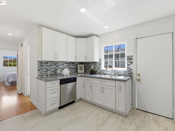 420 S 38Th St, Richmond CA 94804