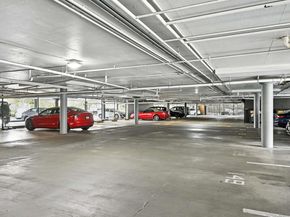 5 Embarcadero 129, Oakland CA 94607