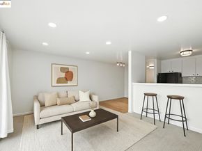 5 Embarcadero 129, Oakland CA 94607