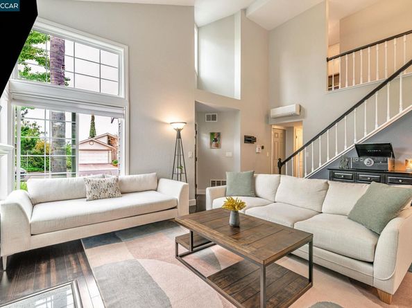 2207 Bridgeport Way, Martinez CA 94553