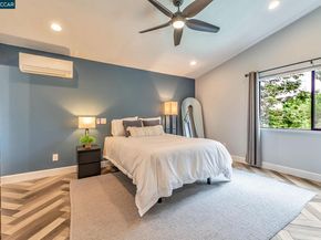 2207 Bridgeport Way, Martinez CA 94553