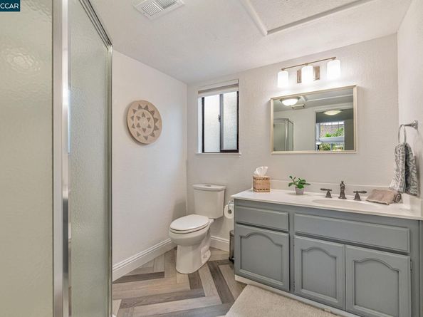 2207 Bridgeport Way, Martinez CA 94553