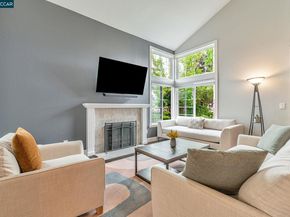 2207 Bridgeport Way, Martinez CA 94553