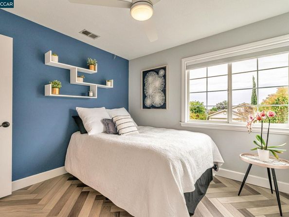 2207 Bridgeport Way, Martinez CA 94553