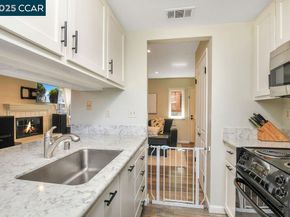 896 Camelback Place, Pleasant Hill CA 94523