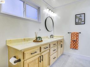 6635 Banning Dr, Oakland CA 94611