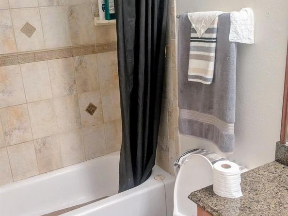 1704 Dalessi Dr, Pinole CA 94564