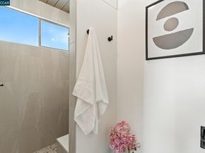 3695 Merridan Dr, Concord CA 94518
