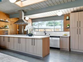 3695 Merridan Dr, Concord CA 94518