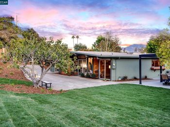 3695 Merridan Dr