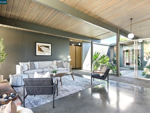 3695 Merridan Dr, Concord CA 94518