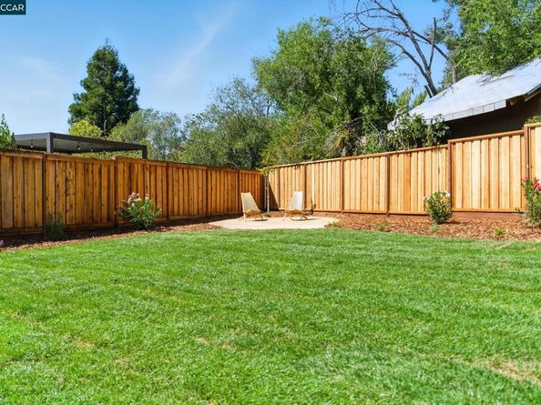 3695 Merridan Dr, Concord CA 94518
