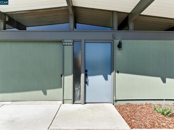3695 Merridan Dr, Concord CA 94518