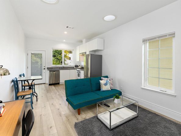 712 39Th St, Oakland CA 94609